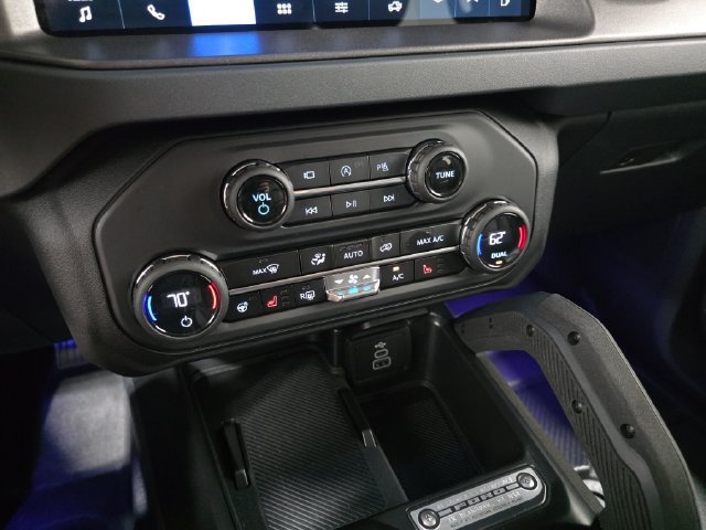 Used 2026 Ford Bronco Badlands AWD/4WD image 24