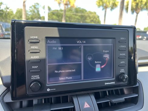 Used 2021 Toyota RAV4 XLE w/ Convenience Package AWD/4WD image 23