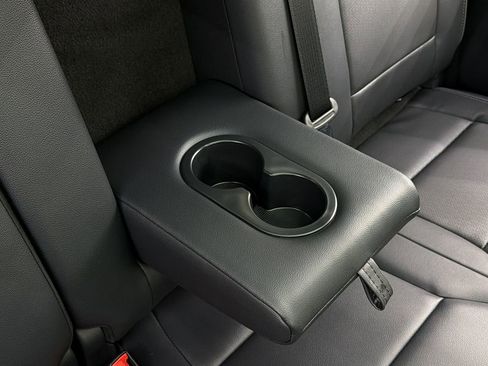 Used 2025 Ford F150 Lariat image 41