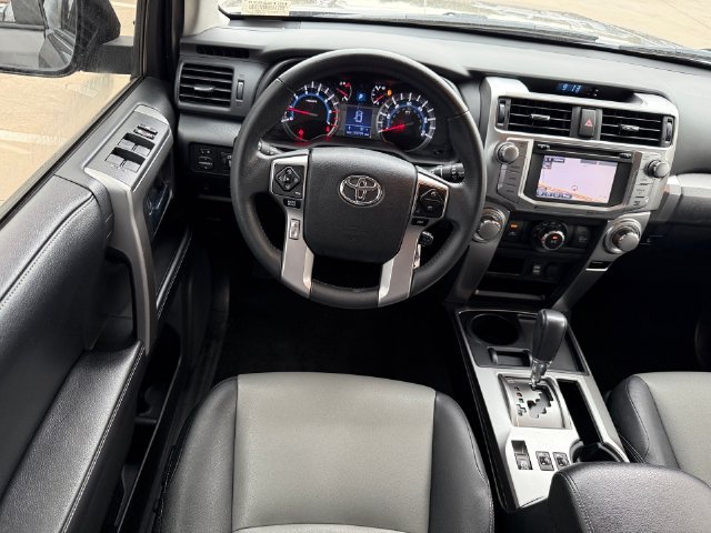 Used 2017 Toyota 4Runner SR5 Premium RWD image 24