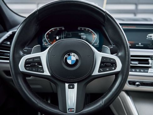 Used 2023 BMW X6 xDrive40i w/ M Sport Package image 44