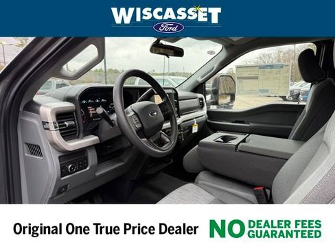 New 2026 Ford F350 XLT image 4