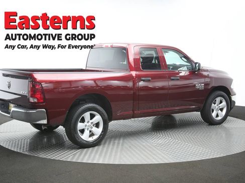 Used 2024 RAM 1500 Classic SLT AWD/4WD image 38