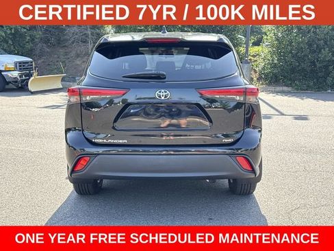 Used 2023 Toyota Highlander L AWD/4WD image 3