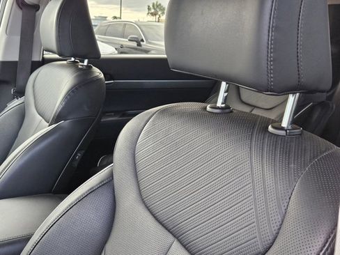 Used 2025 Hyundai Palisade SEL image 13