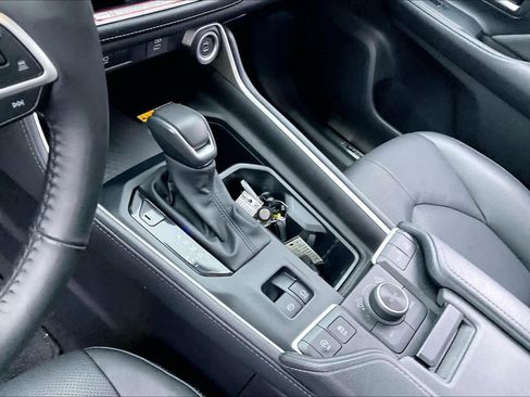 Used 2025 Toyota Grand Highlander AWD image 17