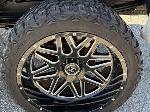 Used 2014 Chevrolet Silverado 1500 LTZ AWD/4WD image 30