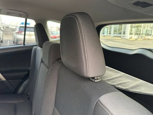Used 2013 Toyota RAV4 XLE AWD/4WD image 29