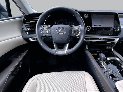 Used 2024 Lexus RX 350 FWD w/ Technology Package image 6