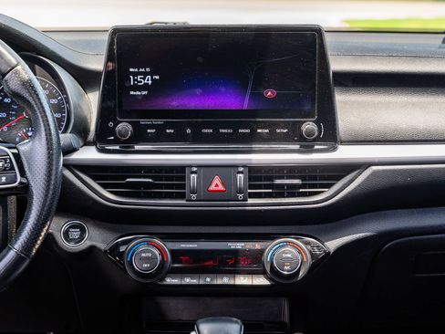Certified 2023 Kia Forte GT-Line w/ GT-Line Premium Package FWD image 27