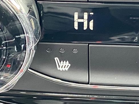 New 2026 Chevrolet Trax RS w/ Sunroof Package image 19