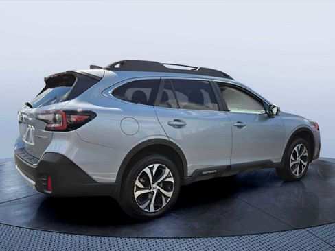 Used 2022 Subaru Outback Limited w/ Popular Package #2 AWD/4WD image 5