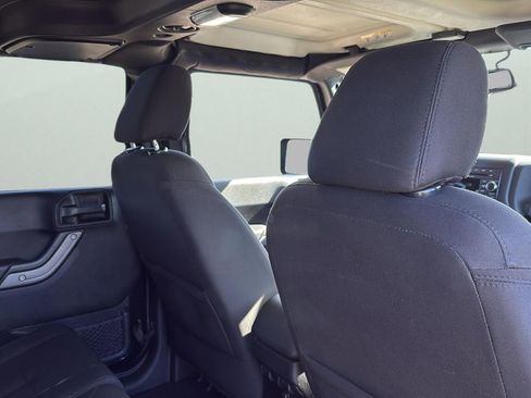 Used 2017 Jeep Wrangler Unlimited Sport w/ Quick Order Package 24S image 28