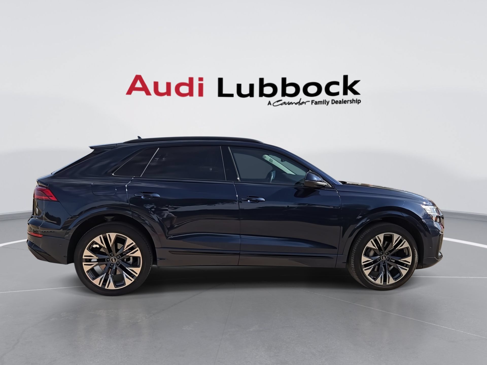 Used 2025 Audi Q8 Premium Plus w/ Premium Plus Package AWD/4WD image 9