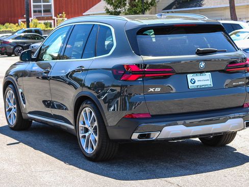 New 2026 BMW X5 xDrive50e w/ Climate Comfort Package AWD/4WD image 4
