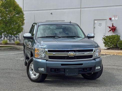 Used 2011 Chevrolet Silverado 1500 LTZ w/ LTZ Plus Package AWD/4WD image 6