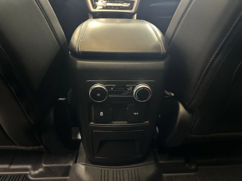 Used 2023 Ford Explorer XLT w/ Equipment Group 202A image 29