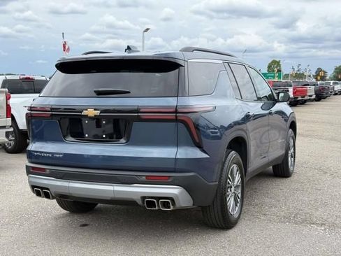 Used 2026 Chevrolet Traverse LT AWD/4WD image 5