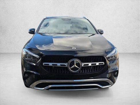 Used 2025 Mercedes-Benz GLA 250 image 2