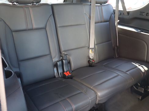 Certified 2024 Chevrolet Suburban RST w/ Luxury Package image 38