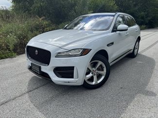 Used 2019 Jaguar F-PACE R-Sport image 1