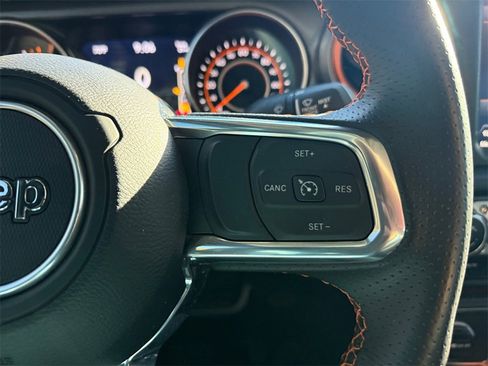 Certified 2023 Jeep Gladiator Mojave w/ Trailer Tow Package image 23