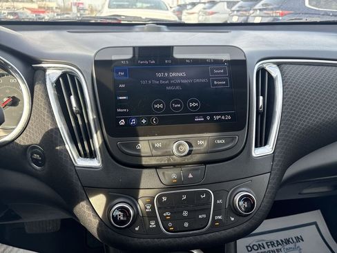 Used 2020 Chevrolet Malibu LT image 12