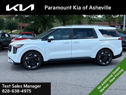 New 2026 Kia Carnival EX FWD image 3