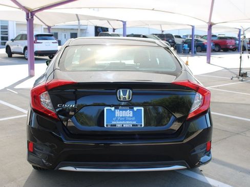 Used 2019 Honda Civic LX image 4