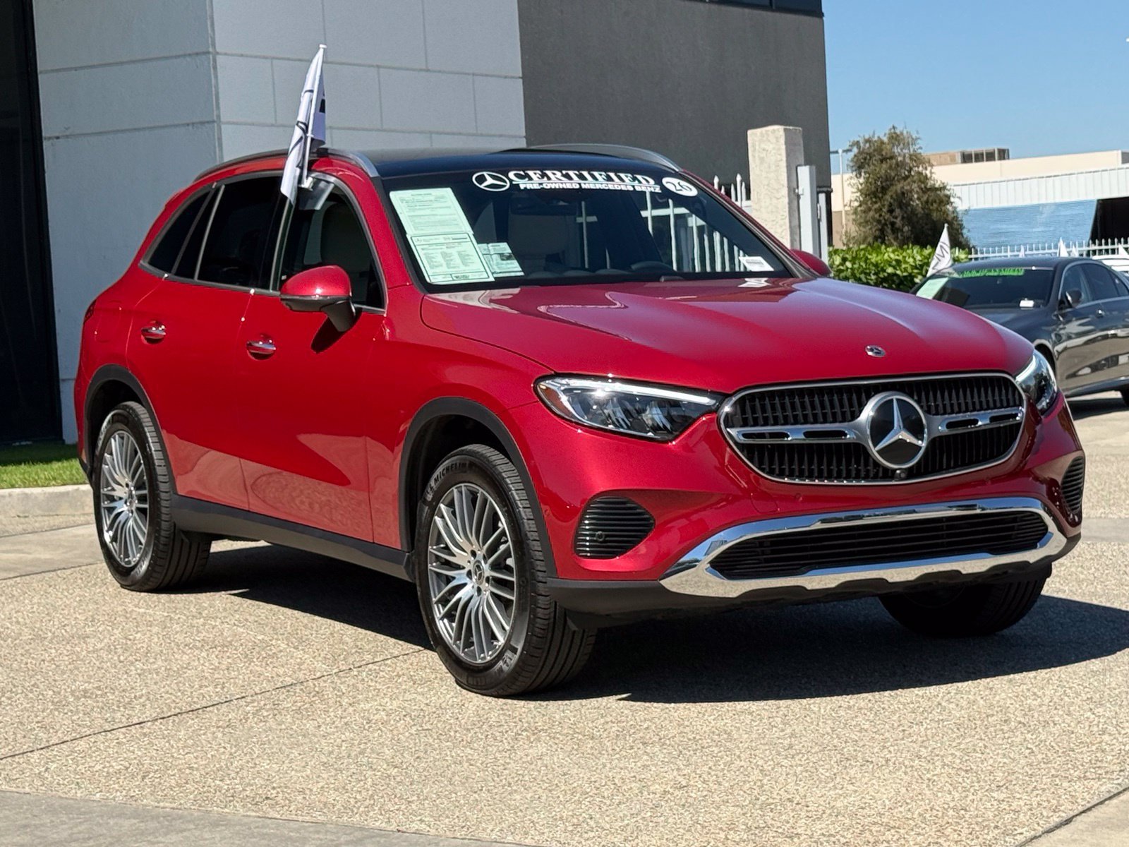 Used 2026 Mercedes-Benz GLC 300 image 8