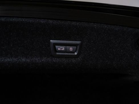 Used 2025 BMW 330i Sedan RWD image 54