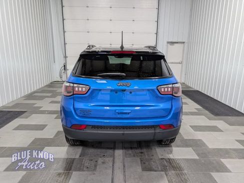 Used 2026 Jeep Compass Limited AWD/4WD image 3