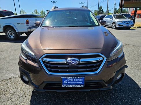 Used 2019 Subaru Outback 2.5i Limited w/ Popular Package #2 image 7