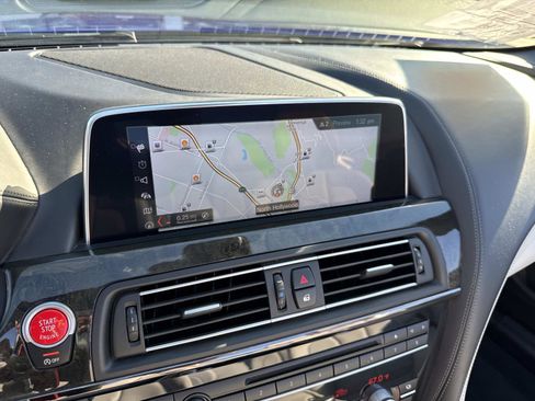 Used 2018 BMW M6 Convertible w/ Competition Package image 15