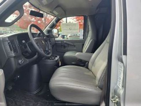 New 2025 Chevrolet Express 2500 w/ Driver Convenience Package image 34