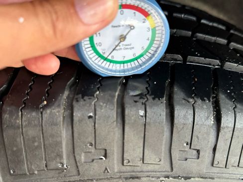 Used 2019 Buick Enclave Essence image 39