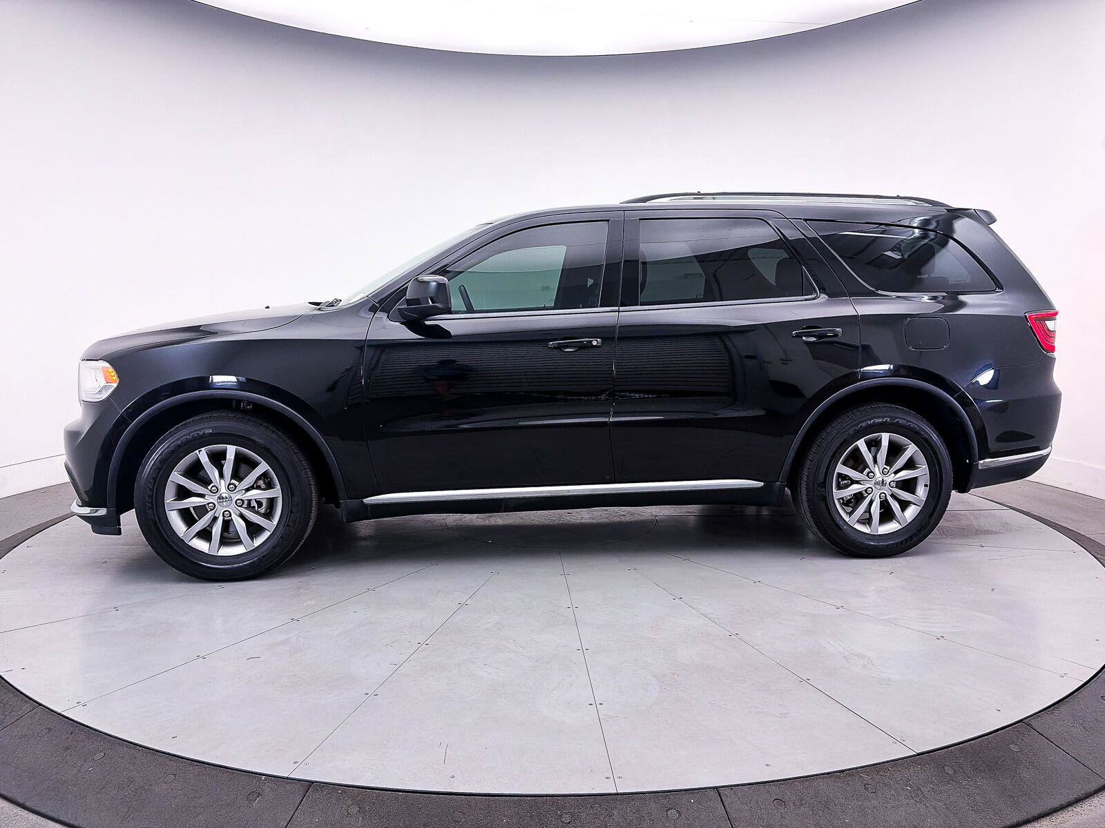 Used 2017 Dodge Durango SXT w/ Quick Order Package 23B RWD image 32