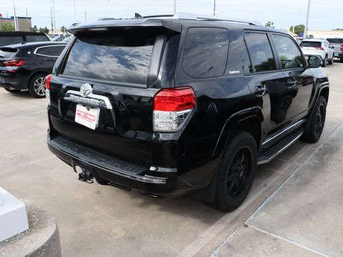 Used 2013 Toyota 4Runner Limited image 9