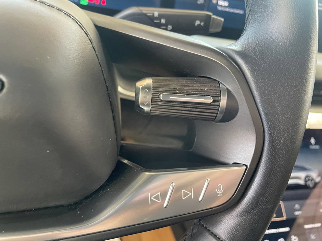 Used 2023 Lucid Air Touring AWD/4WD image 28