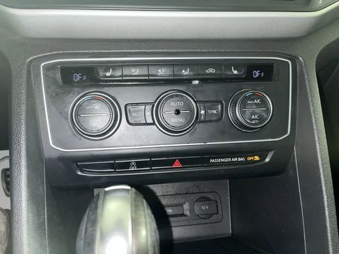 Used 2021 Volkswagen Atlas SE w/ Panoramic Sunroof Package image 20