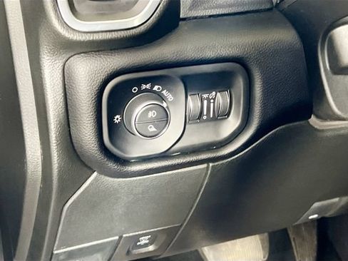 Used 2024 RAM 3500 Laramie AWD/4WD image 21