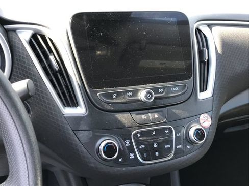 Used 2023 Chevrolet Malibu LT FWD image 4