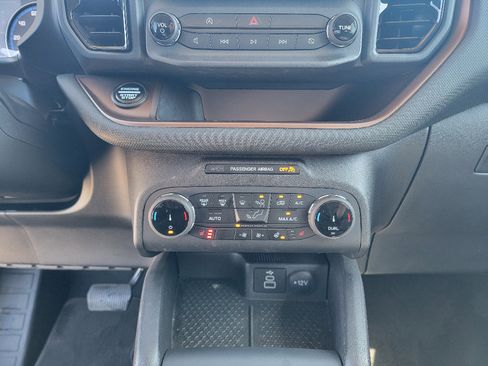 Used 2023 Ford Bronco Sport Outer Banks image 21