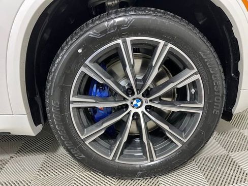 New 2026 BMW X5 M60i image 21