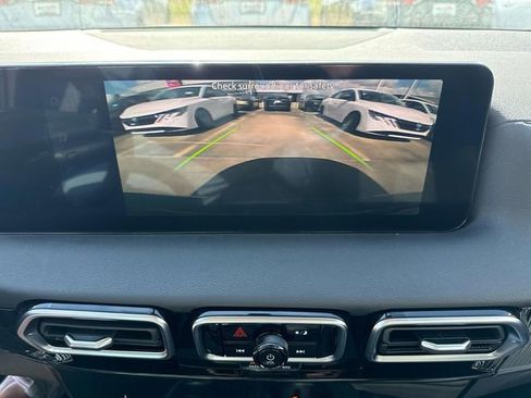 New 2026 Nissan Sentra SV w/ SV Convenience Package image 30