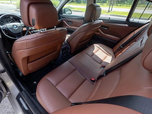 Used 2011 BMW 535i Sedan RWD image 8
