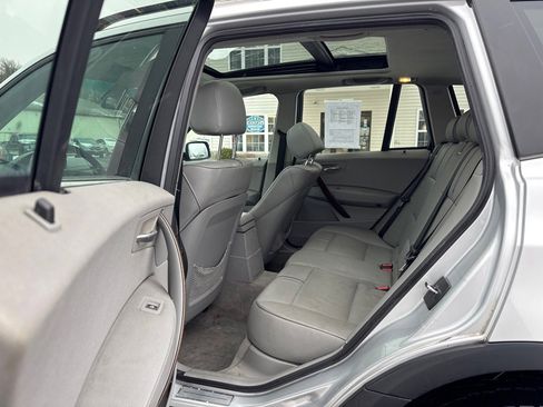 Used 2005 BMW X3 3.0i image 11
