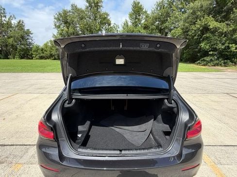 Used 2023 BMW 540i w/ Executive Package RWD image 34