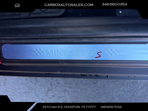 Used 2019 MINI Cooper S w/ Premium Package image 19