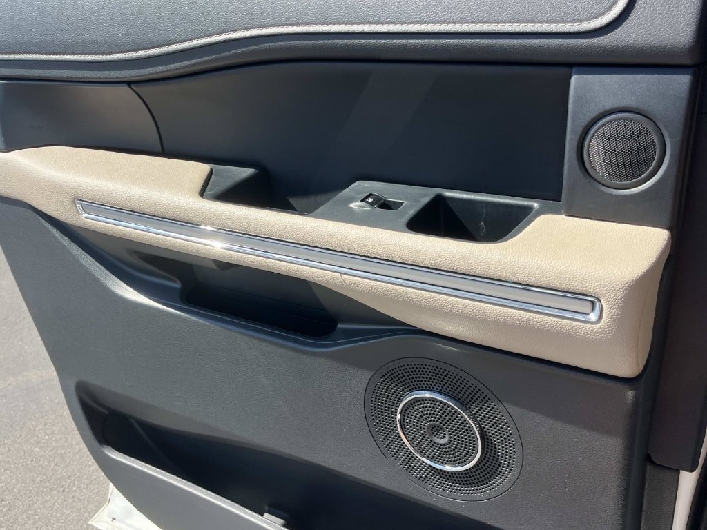 Used 2023 Ford Expedition Max Limited RWD image 26